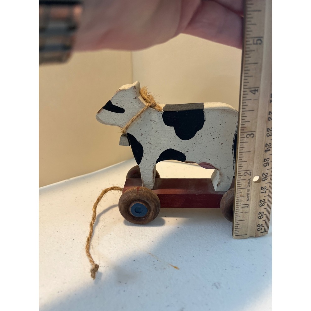 Vintage Style Wooden Cow Pull Toy Farmhouse Folk Art Decor Black White Spotted - Picture 2 of 3